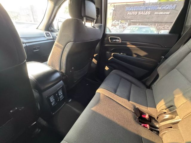 2015 JEEP GRAND CHEROKEE SUV V6, FLEX FUEL, 3.6 LITER LAREDO SPORT UTILITY 4D