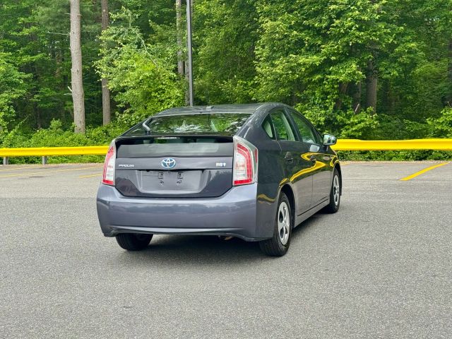 2012 Toyota Prius Four Hatchback 4d - Image 5