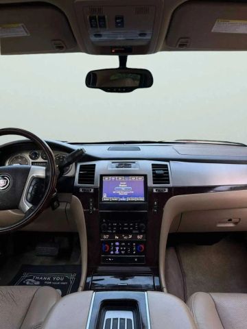 2013 Cadillac Escalade Esv - Image 28