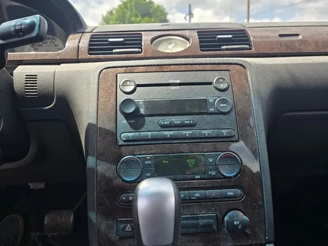 2007 Ford Five Hundred - Image 11