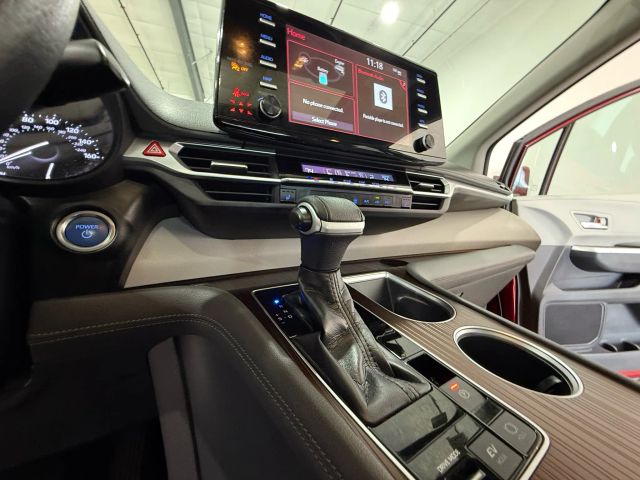 2021 Toyota Sienna - Image 99