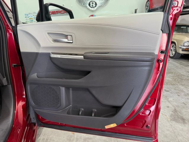 2021 Toyota Sienna - Image 103