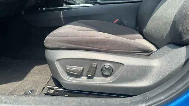 2019 Toyota Camry - Image 29