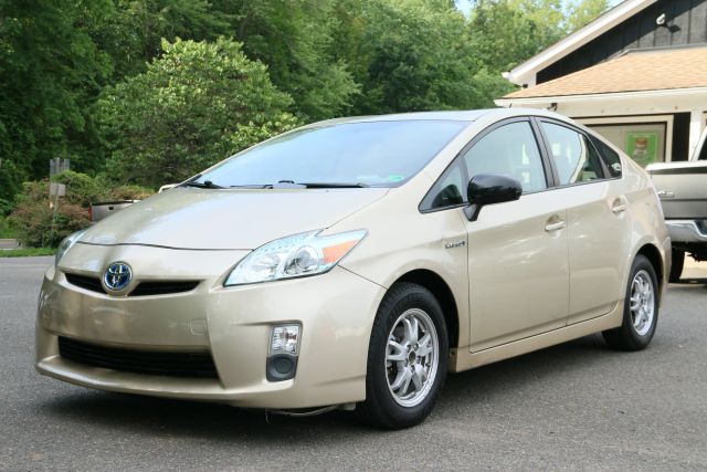 2010 Toyota Prius - Image 3