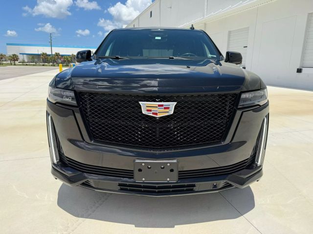2022 Cadillac Escalade - Image 45