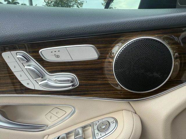 2019 Mercedes-benz Glc - Image 24