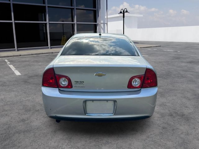 2009 Chevrolet Malibu - Image 4