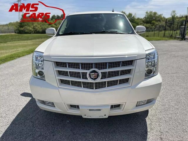 2013 Cadillac Escalade - Image 2