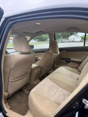 2010 Honda Accord Lx Sedan 4d - Image 10