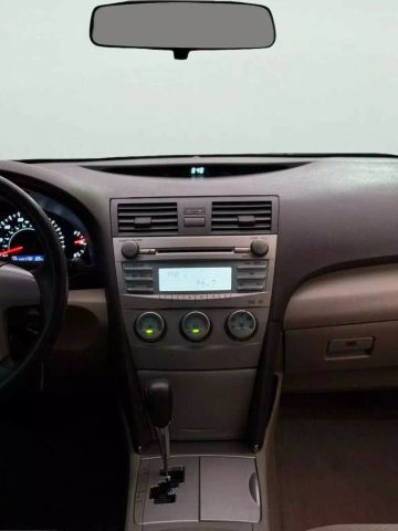 2008 Toyota Camry - Image 23