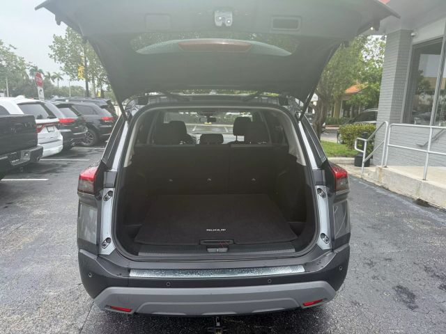 2021 Nissan Rogue - Image 7