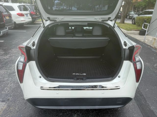 2018 Toyota Prius - Image 7