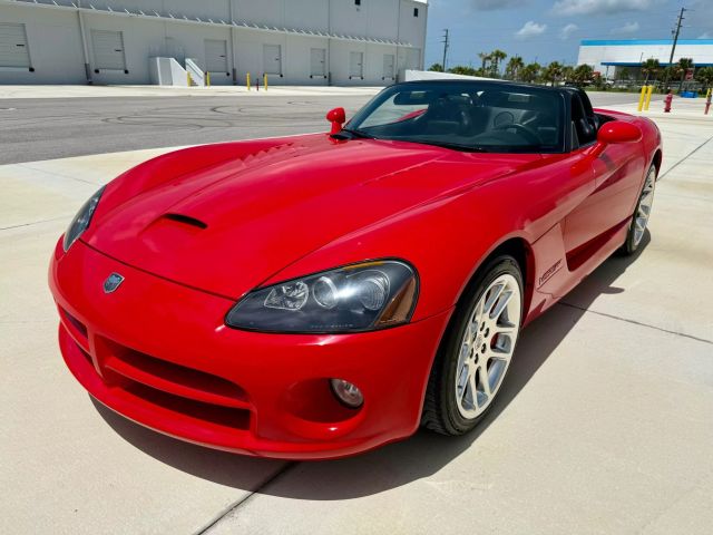 2004 Dodge Viper - Image 39