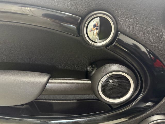 2015 Mini Convertible - Image 77