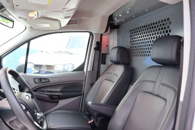 2020 Ford Transit Connect Cargo Van - Image 10