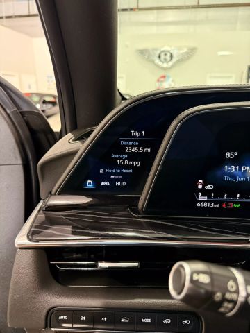2022 Cadillac Escalade - Image 85