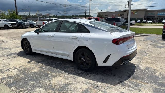 2022 Kia K5 - Image 27