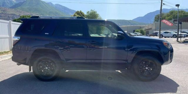 2022 Toyota 4runner - Image 5