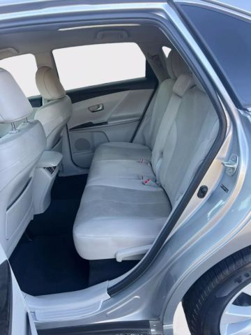 2015 Toyota Venza - Image 8