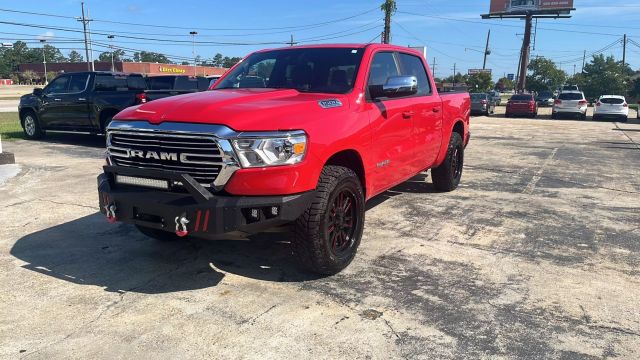2024 Ram 1500 Crew Cab - Image 8