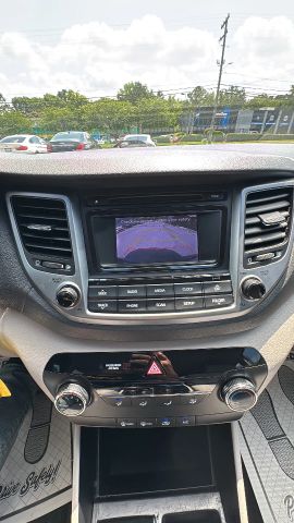 2016 Hyundai Tucson - Image 21