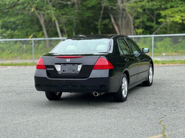 2007 Honda Accord Se Sedan 4d - Image 5