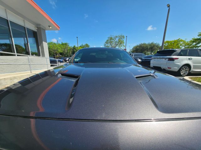 2018 Dodge Challenger - Image 13