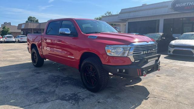 2024 Ram 1500 Crew Cab - Image 13