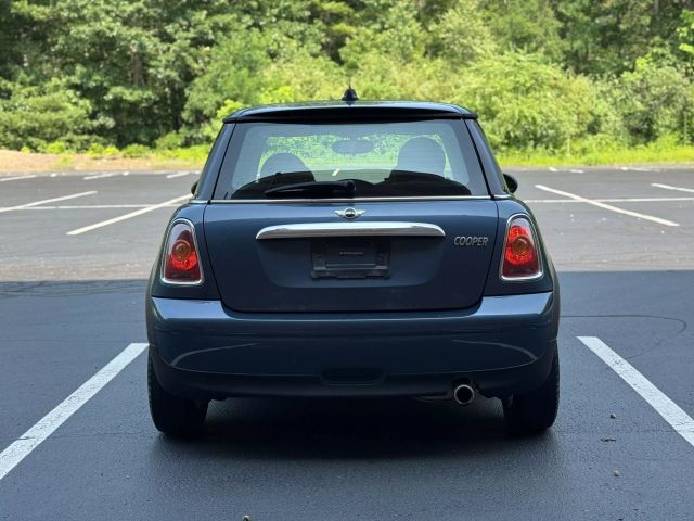 2009 Mini Hardtop Cooper Hatchback 2d - Image 6