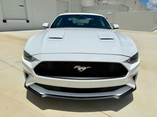 2022 Ford Mustang - Image 44