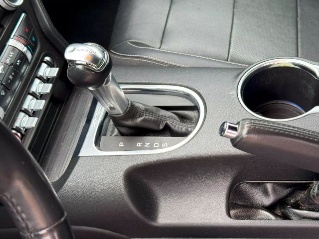 2018 Ford Mustang - Image 18