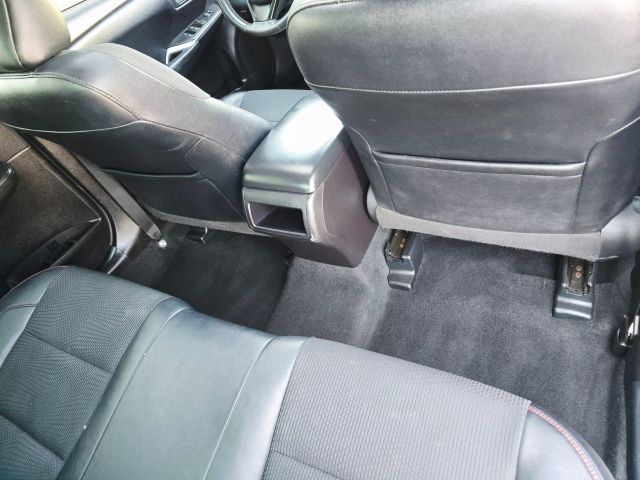 2017 Toyota Camry - Image 29