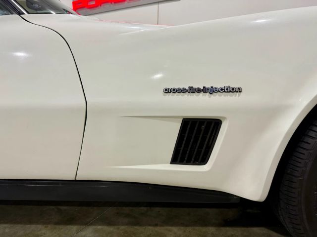 1982 Chevrolet Corvette - Image 10