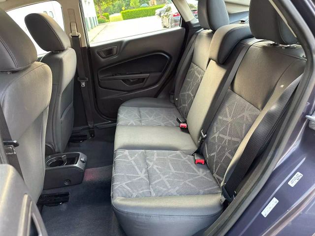 2012 Ford Fiesta - Image 18