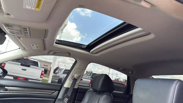 2018 Honda Accord - Image 2