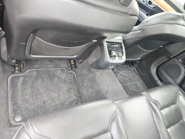 2017 Volvo S90 - Image 39