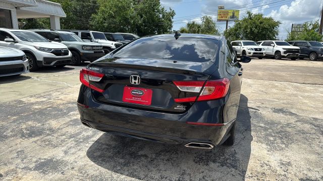 2018 Honda Accord - Image 20
