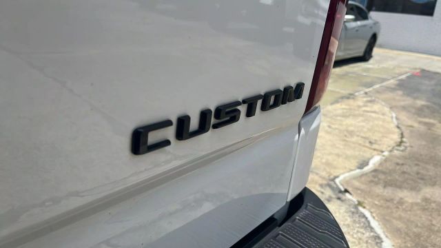 2020 Chevrolet Silverado 1500 Crew Cab - Image 4