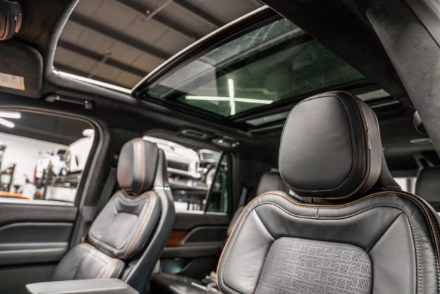 2024 Lincoln Navigator Black Label Sport Utility 4d - - Image 15