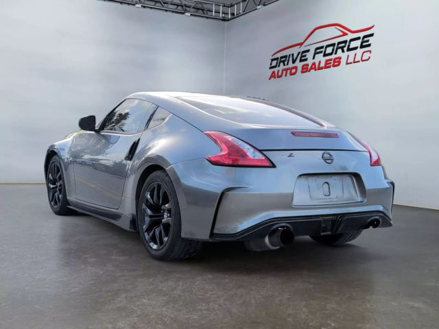2016 Nissan 370z - Image 3