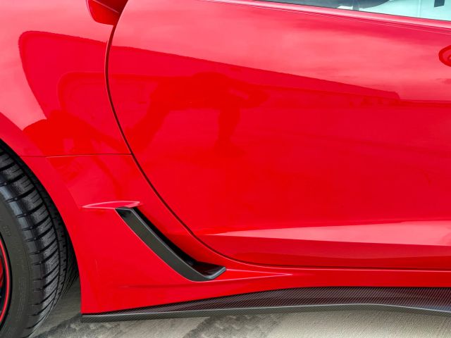 2019 Chevrolet Corvette - Image 11