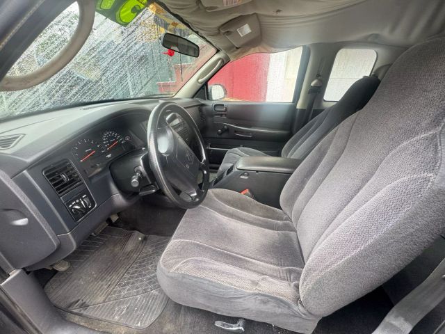 2003 DODGE DAKOTA CLUB CAB PICKUP V6, 3.9 LITER SXT PICKUP 2D 6 1/2 FT
