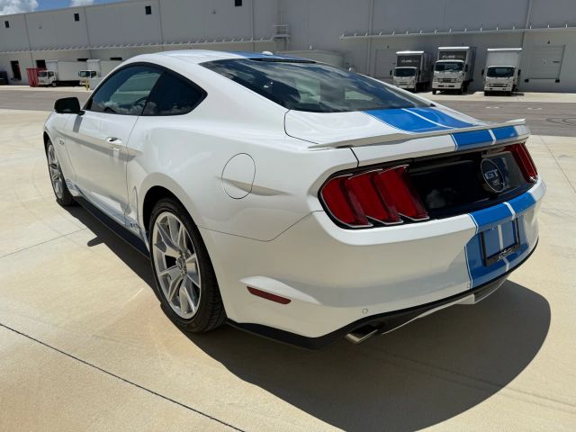 2015 Ford Mustang - Image 25
