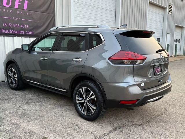 2018 Nissan Rogue - Image 12