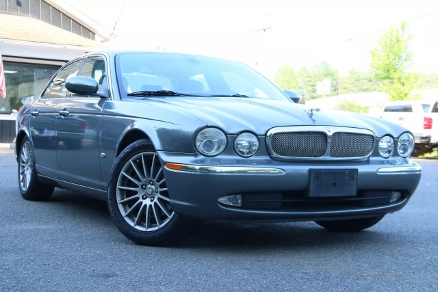 2006 Jaguar Xj - Image 1