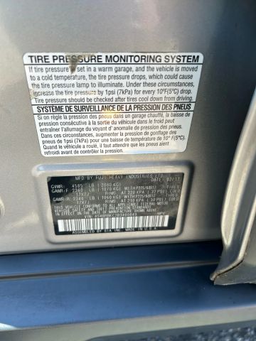 2011 Subaru Outback - Image 23