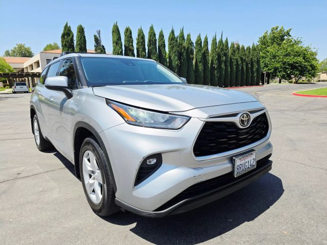 2020 Toyota Highlander - Image 1