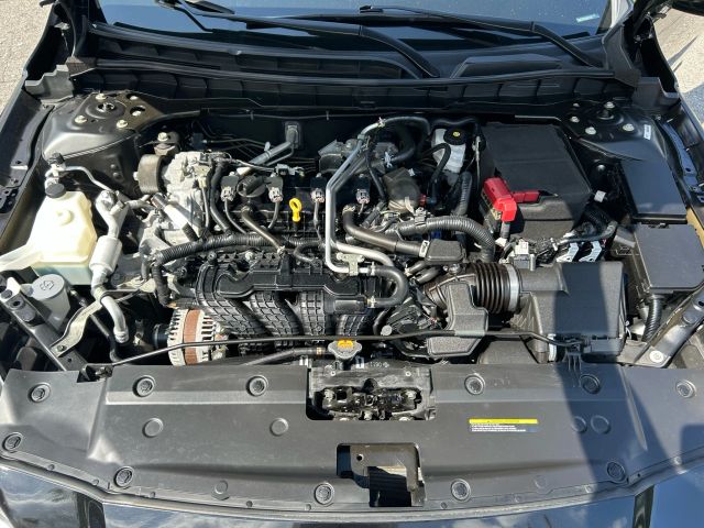 2021 Nissan Altima - Image 23