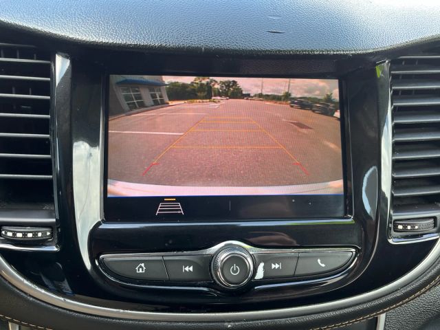 2020 Chevrolet Trax - Image 22