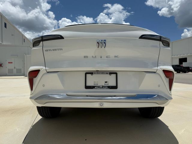 2025 Buick Envista - Image 19
